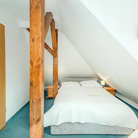 Lübcke, 7 - B70179 Apartment *